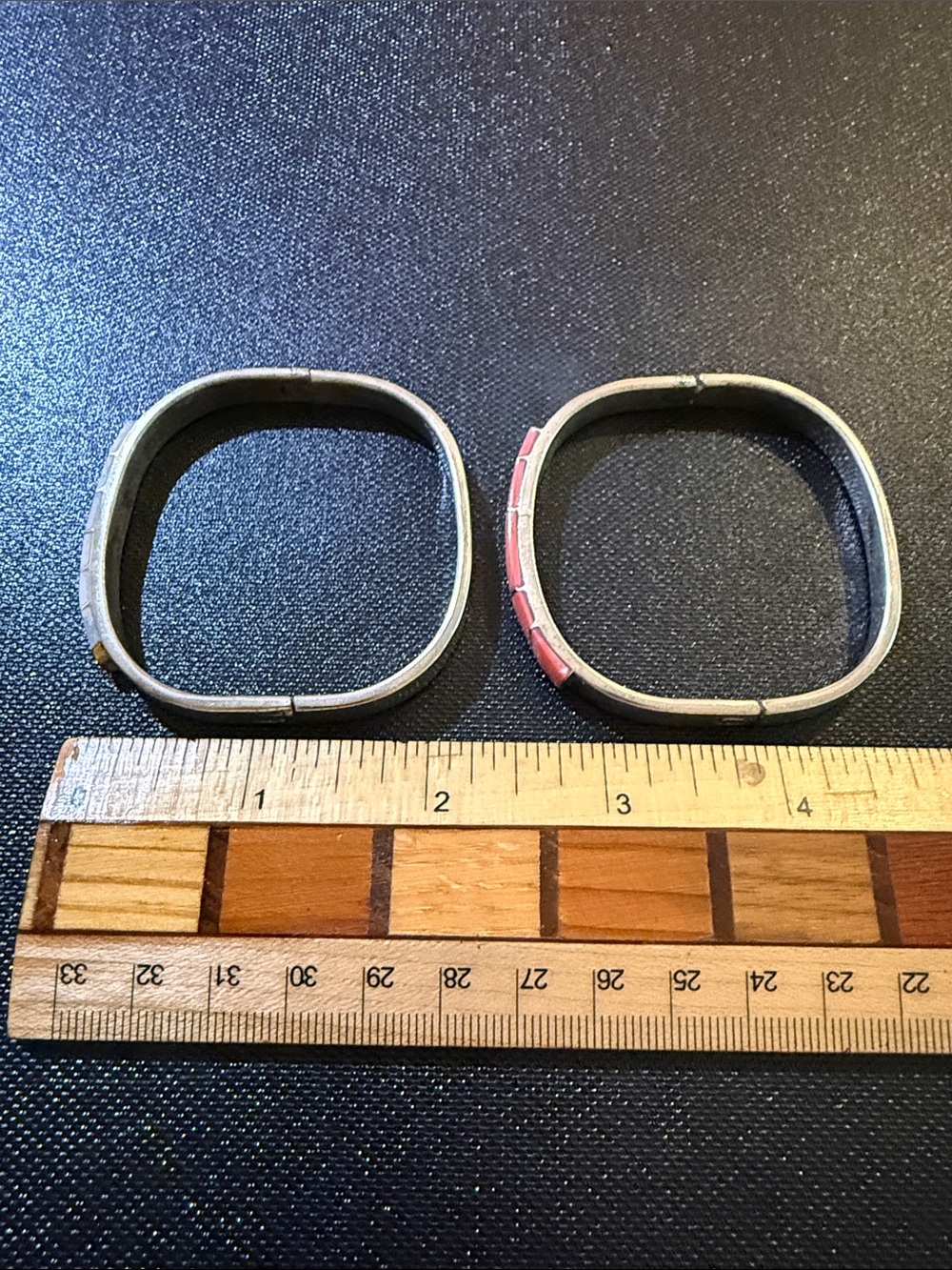 Silver bangles bracelets - Picture 5 of 9
